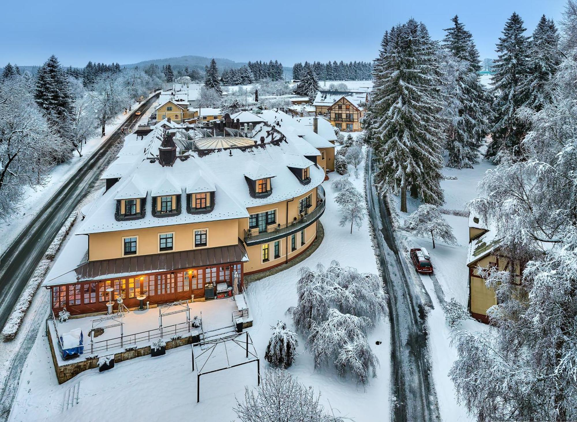 Hotel Morris Relax & Wellness Marianske Lazne Luaran gambar